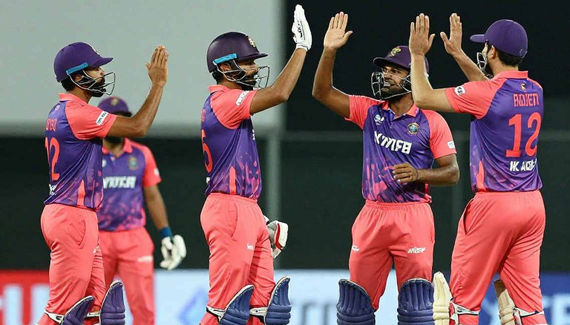 যেখানে ডেটা নেই: ক্রিকেট বিশ্লেষণ, ডেটার সততা আর ব্লকচেইনের সীমা